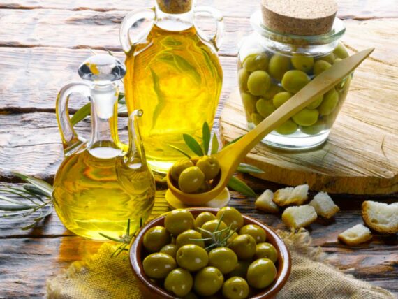 Avocado Oil vs Olive Oil Is One Healthier