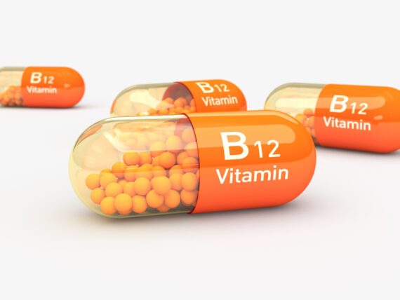Vitamin B12, Capsule,Cobalamin, Illustration 3d